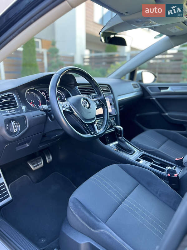 Універсал Volkswagen Golf Alltrack 2018 в Дрогобичі