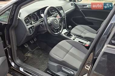 Универсал Volkswagen Golf Alltrack 2016 в 
