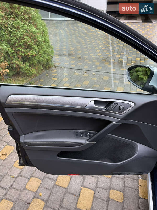 Универсал Volkswagen Golf Alltrack 2016 в Львове фото 14 Универсал Volkswagen Golf Alltrack 2016 в Львове