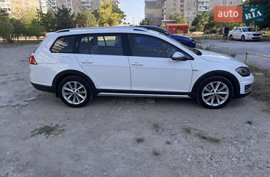Універсал Volkswagen Golf Alltrack 2017 в Запоріжжі