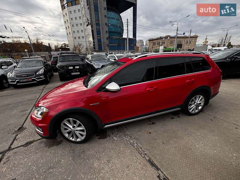 Універсал Volkswagen Golf Alltrack 2016 в Харкові