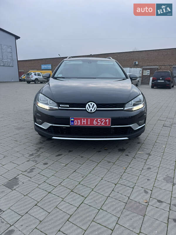 Универсал Volkswagen Golf Alltrack 2019 в Владимире фото 24 Универсал Volkswagen Golf Alltrack 2019 в Владимире