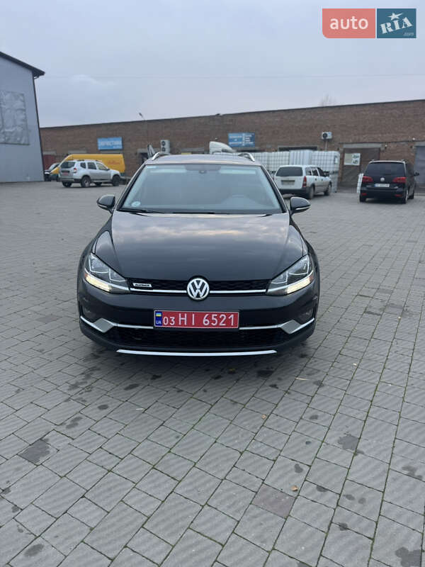 Универсал Volkswagen Golf Alltrack 2019 в Владимире фото 33 Универсал Volkswagen Golf Alltrack 2019 в Владимире