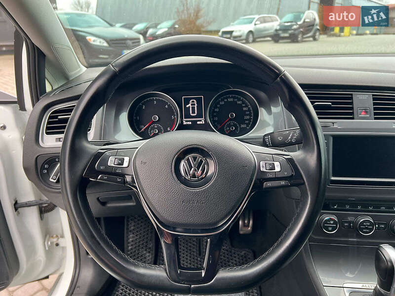 Універсал Volkswagen Golf Alltrack 2016 в Львові