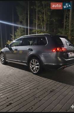 Універсал Volkswagen Golf Alltrack 2016 в Тернополі