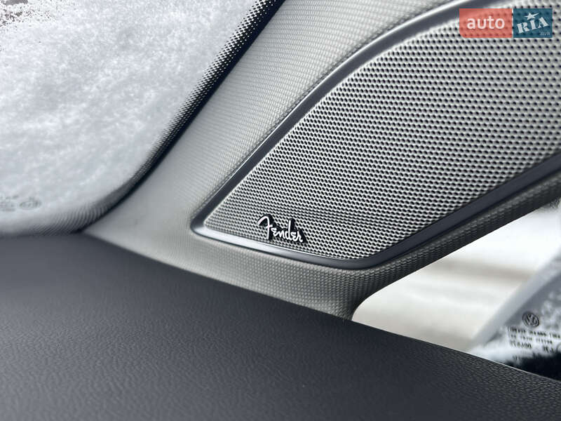 Универсал Volkswagen Golf Alltrack 2017 в Нововолынске