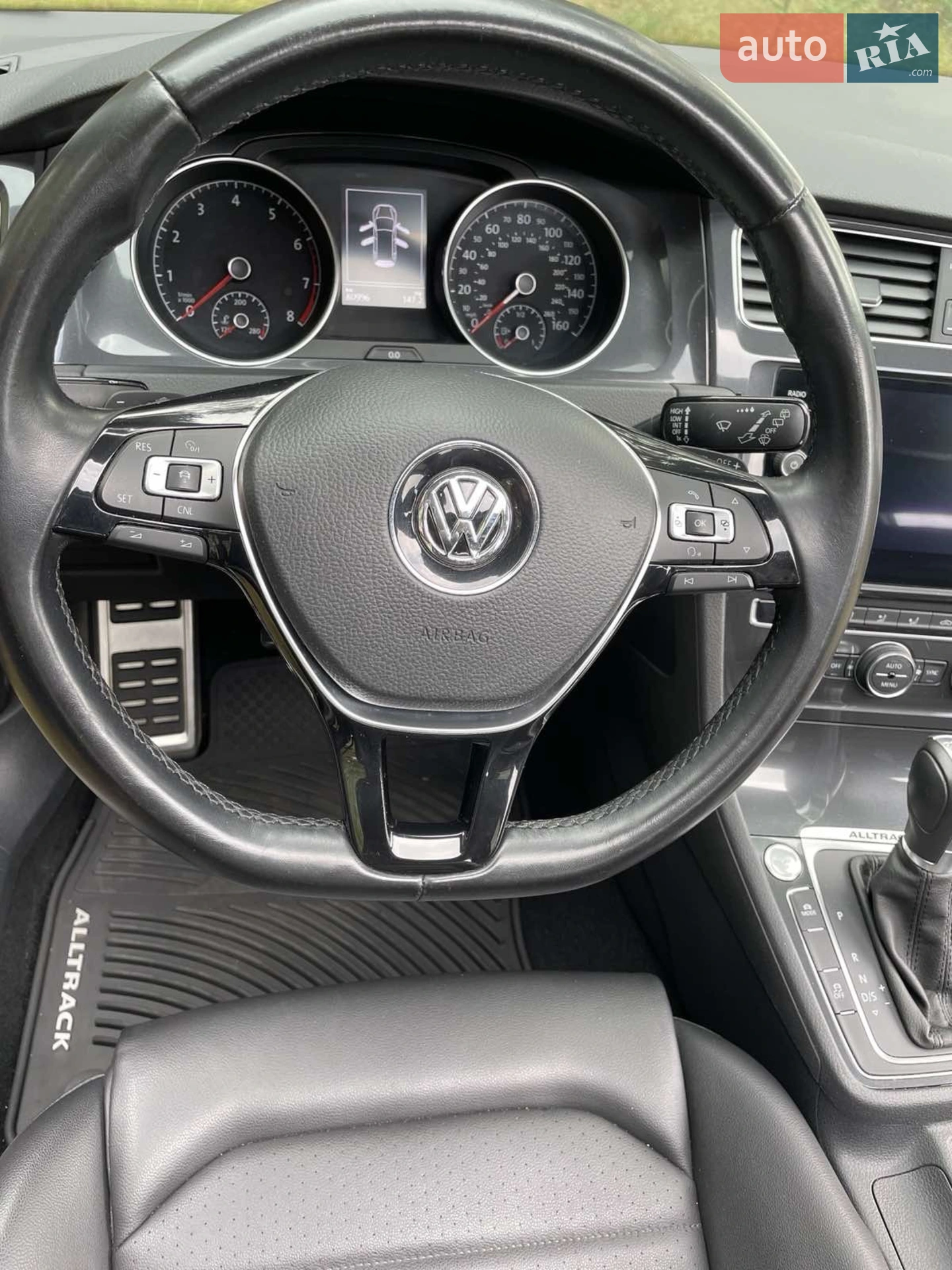 Volkswagen Golf Alltrack 2018 VIN 3VWH17AU1JM763411 фото оголошення 31 з 54