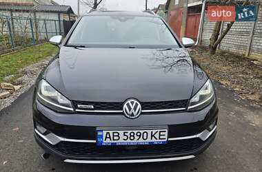 Універсал Volkswagen Golf Alltrack 2016 в Хмільнику