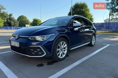 Универсал Volkswagen Golf Alltrack 2021 в Киеве