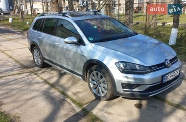 Универсал Volkswagen Golf Alltrack 2016 в Львове