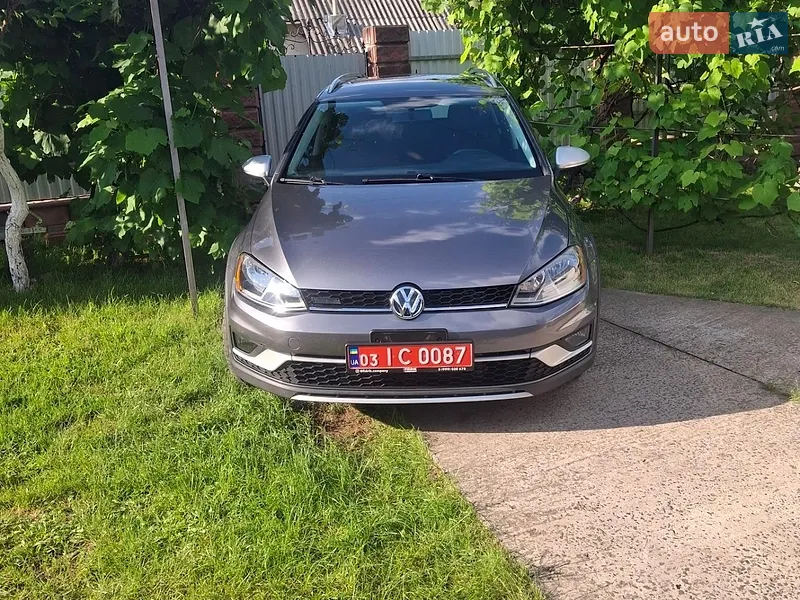 Volkswagen Golf Alltrack