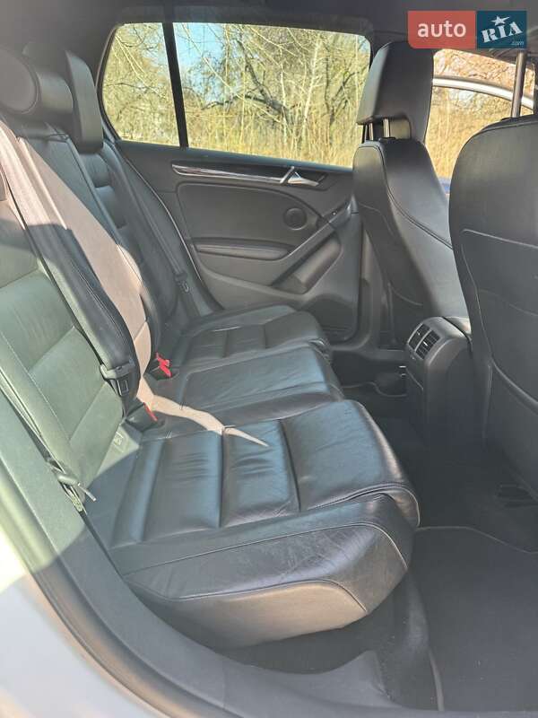 Хетчбек Volkswagen Golf GTD 2011 в Ватутіному