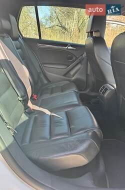 Хэтчбек Volkswagen Golf GTD 2011 в 
