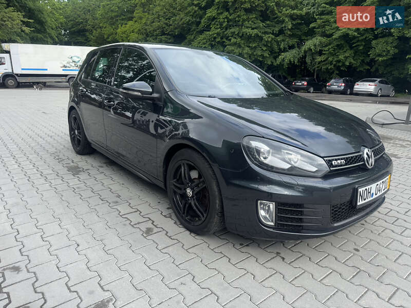 Хэтчбек Volkswagen Golf GTD 2011 в 