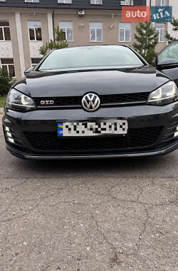 Хэтчбек Volkswagen Golf GTD 2016 в Киеве