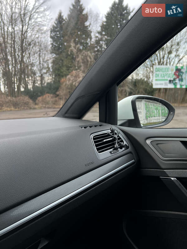 Универсал Volkswagen Golf GTD 2017 в Львове фото 35 Универсал Volkswagen Golf GTD 2017 в Львове