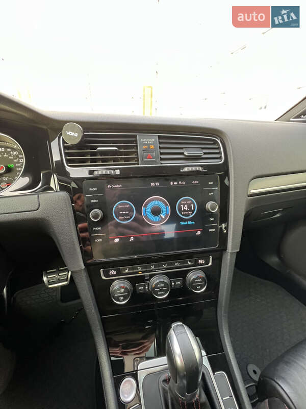 Хетчбек Volkswagen Golf GTI 2017 в Києві