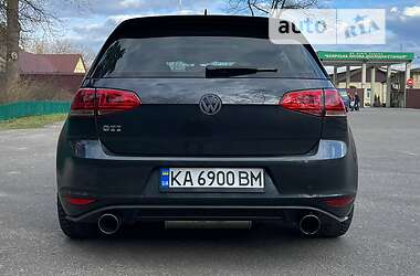 Хэтчбек Volkswagen Golf GTI 2016 в Киеве