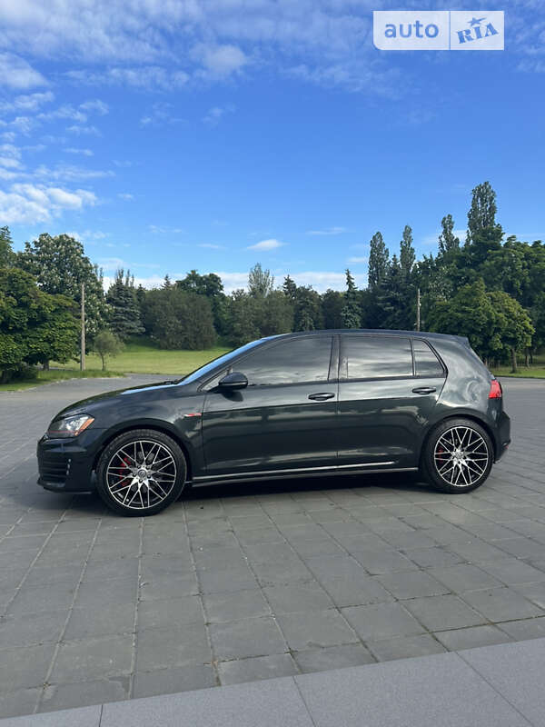 Хэтчбек Volkswagen Golf GTI 2014 в Кременчуге