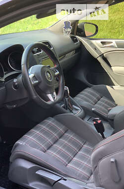 Хэтчбек Volkswagen Golf GTI 2012 в Киеве