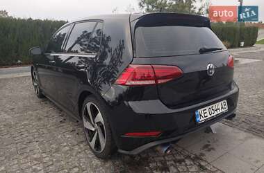 Хэтчбек Volkswagen Golf GTI 2020 в 