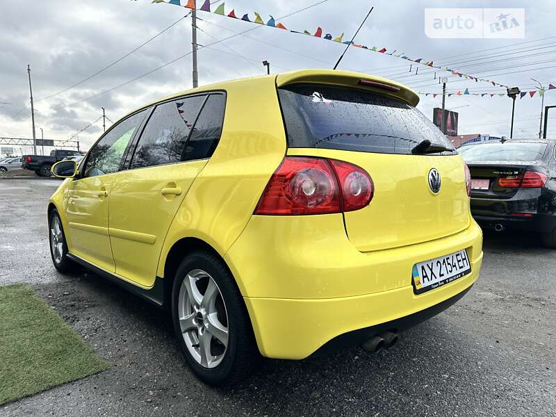 Хэтчбек Volkswagen Golf GTI 2006 в Киеве