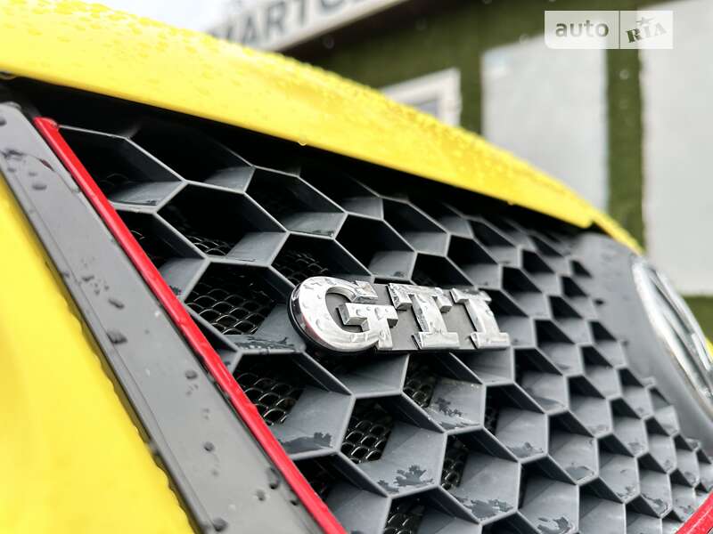 Хэтчбек Volkswagen Golf GTI 2006 в Киеве