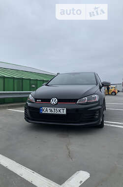 Хэтчбек Volkswagen Golf GTI 2014 в Киеве