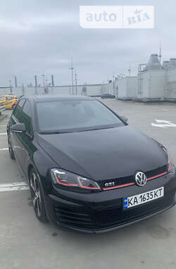 Хэтчбек Volkswagen Golf GTI 2014 в Киеве