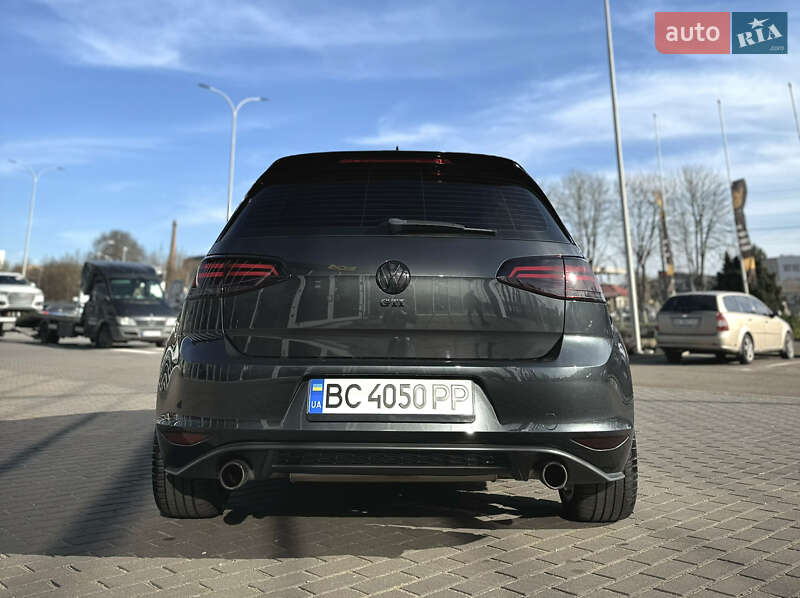 Хэтчбек Volkswagen Golf GTI 2015 в Ровно