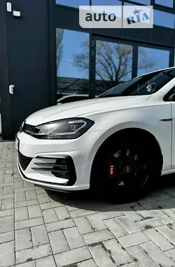 Volkswagen Golf GTI 2019