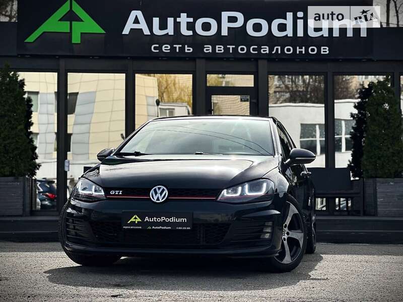 Хетчбек Volkswagen Golf GTI 2015 в Києві