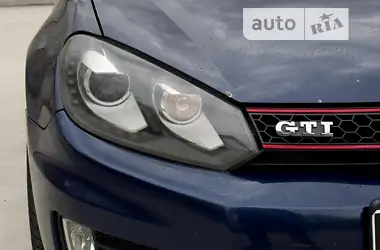 Volkswagen Golf GTI 2011