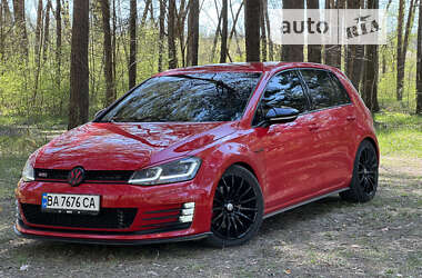 Хэтчбек Volkswagen Golf GTI 2014 в Александрие