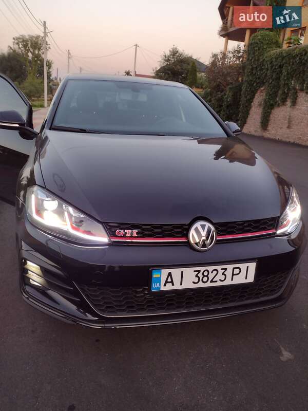 Volkswagen Golf GTI 2020