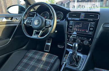 Хэтчбек Volkswagen Golf GTI 2018 в Киеве