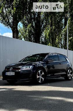 Хэтчбек Volkswagen Golf GTI 2015 в Киеве