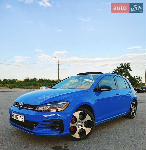 Хетчбек Volkswagen Golf GTI 2020 в Запоріжжі