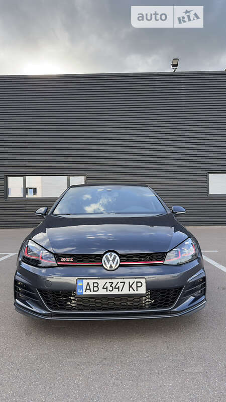 Volkswagen Golf GTI 2019