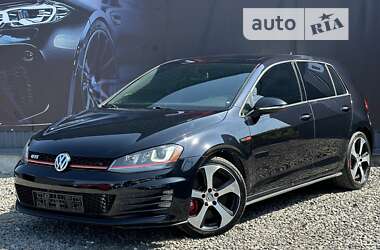 Хэтчбек Volkswagen Golf GTI 2017 в Львове