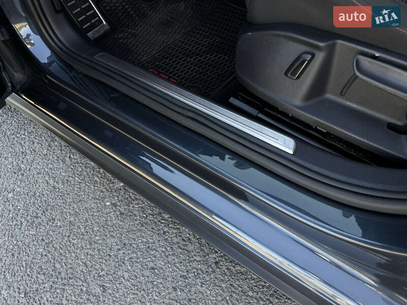 Хэтчбек Volkswagen Golf GTI 2019 в Днепре