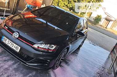 Хэтчбек Volkswagen Golf GTI 2016 в Первомайске