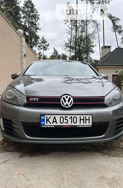 Хэтчбек Volkswagen Golf GTI 2012 в Киеве