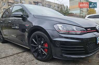 Хетчбек Volkswagen Golf GTI 2017 в Мукачевому