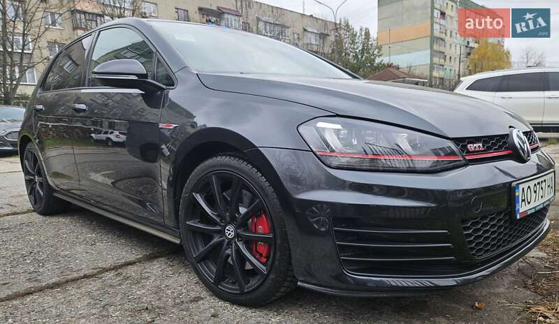 Хэтчбек Volkswagen Golf GTI 2017 в Мукачево