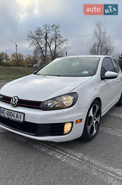 Хэтчбек Volkswagen Golf GTI 2012 в Александрие