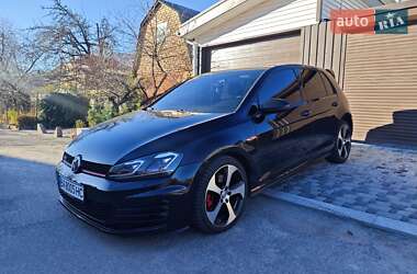 Хэтчбек Volkswagen Golf GTI 2016 в Кропивницком