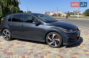 Хэтчбек Volkswagen Golf GTI 2019 в Одессе