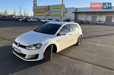 Хэтчбек Volkswagen Golf GTI 2015 в 