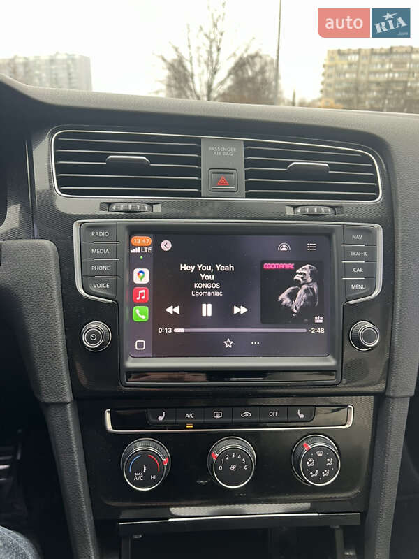 Хетчбек Volkswagen Golf GTI 2014 в Києві